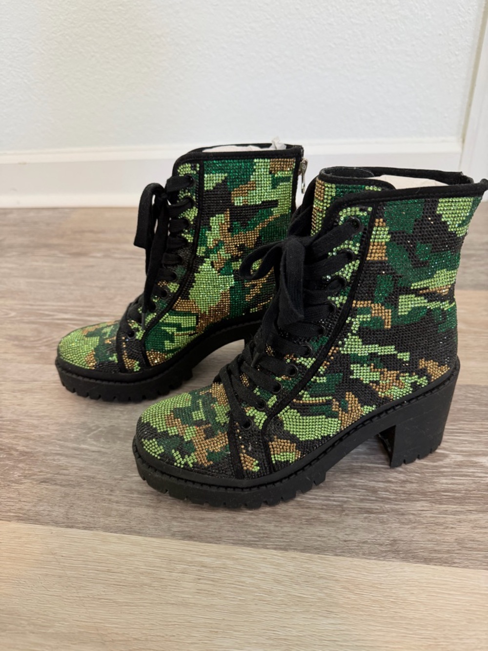 Steve Madden Green Black Camo Rhinestone Lace-Up Block Heel Boots
